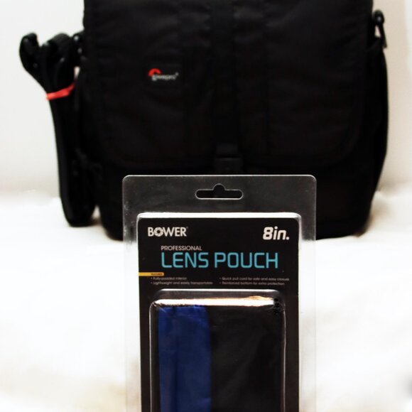 Lowepro DSLR/Mirrorless Bag Kit with 8" Pro lens Pouch NOW $25 WAS $53 - Picture 16 of 16